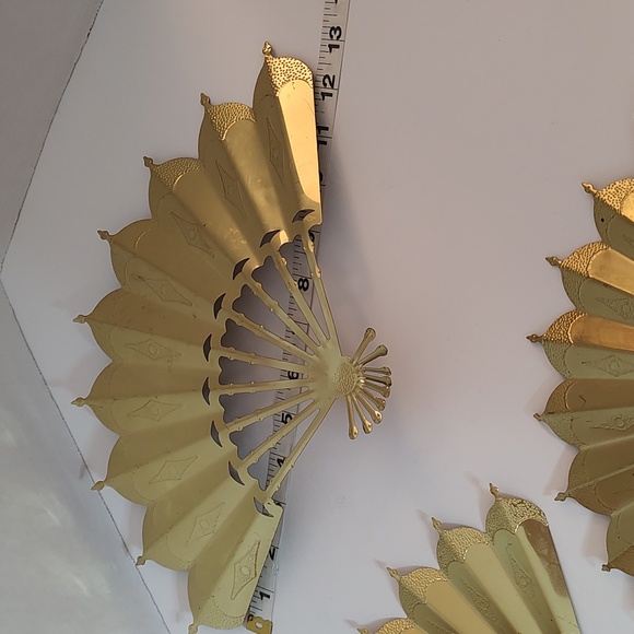 3 Decorative Brass Fans One Larger & Two Smaller Ones - Picture 2 of 6